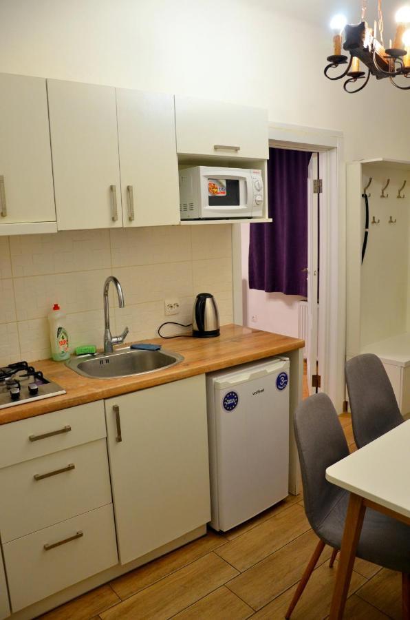 Brand New Apartment In City Center リヴィウ エクステリア 写真